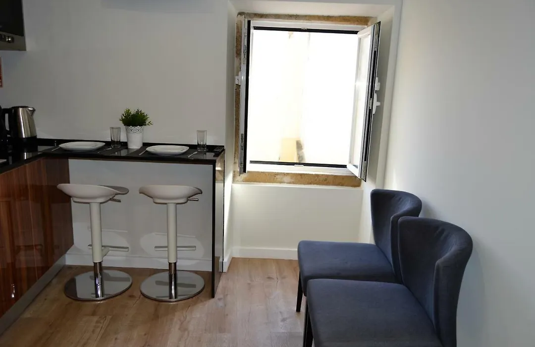 Modern Cozy Studio - Portas Do Sol-1